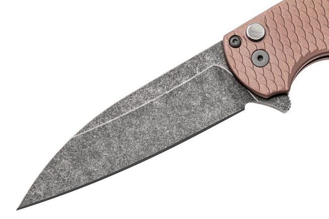 Afbeelding voor Pro-Tech Malibu 5336-LTD AW FDE, Acid Washed CPM MagnaCut Wharncliffe, Champagne Dragon Scale Aluminum, Black Lip Pearl zakmes