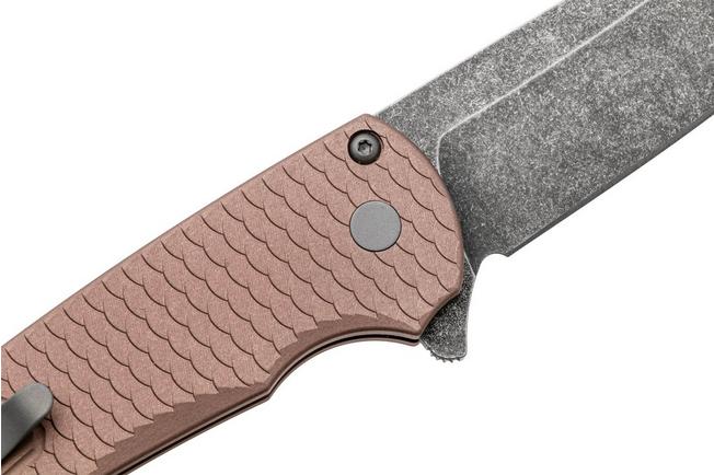 Afbeelding voor Pro-Tech Malibu 5336-LTD AW FDE, Acid Washed CPM MagnaCut Wharncliffe, Champagne Dragon Scale Aluminum, Black Lip Pearl zakmes