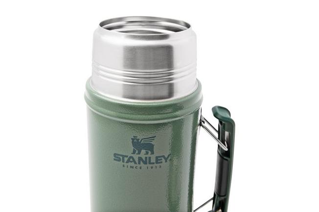 Classic Legendary Vacuum Insulated Bottle | 1.5 qt | Stanley Hammertone Silver