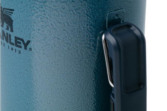 Afbeelding voor Stanley The Legendary Classic Bottle 1.5QT, Hammertone Lake 10-11347-120 thermosfles met schenkdop en drinkbeker, 1.4L