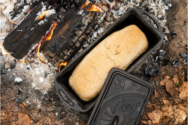 Petromax K4 bread tin with lid cast iron