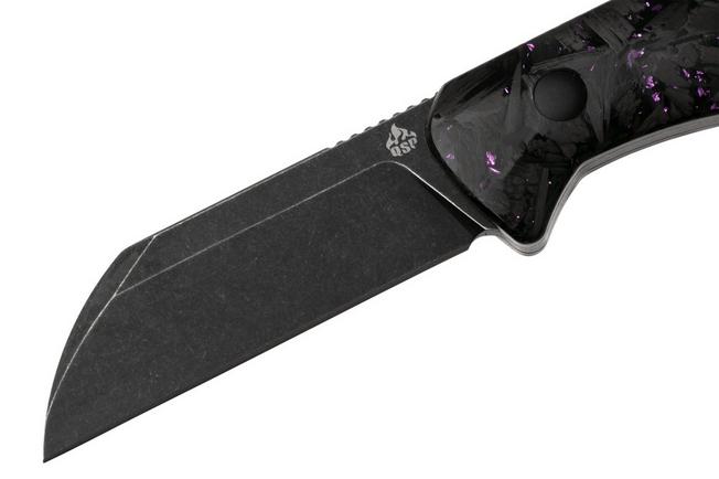 Afbeelding voor QSP Knife Baby Penguin QS130BP-E2 Blackwashed 14C28N Purple Shredded Carbon, vaststaand mes