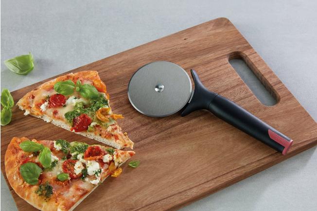 Image for Richardson Sheffield Refinest R500RDHCBR272 pizza cutter