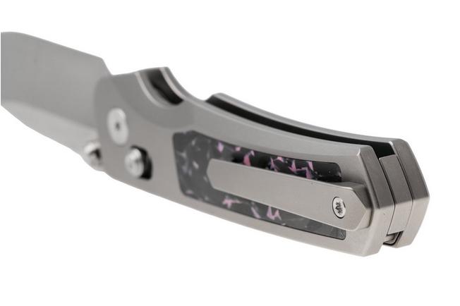 Afbeelding voor Remette RT-Aurora Crossbar Lock AURA-P Two-Tone M390, Titanium, Pink Black Carbon Fiber, zakmes