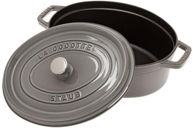 Cocotte ovale Le Creuset 29 cm, 4,7 L rouge  Achetez à prix avantageux  chez knivesandtools.be