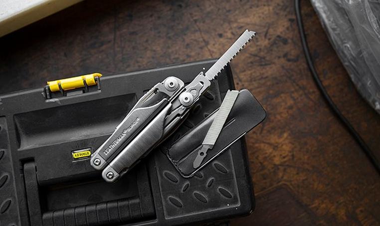 Leatherman Surge vs. Wave+. Which one should you get? 