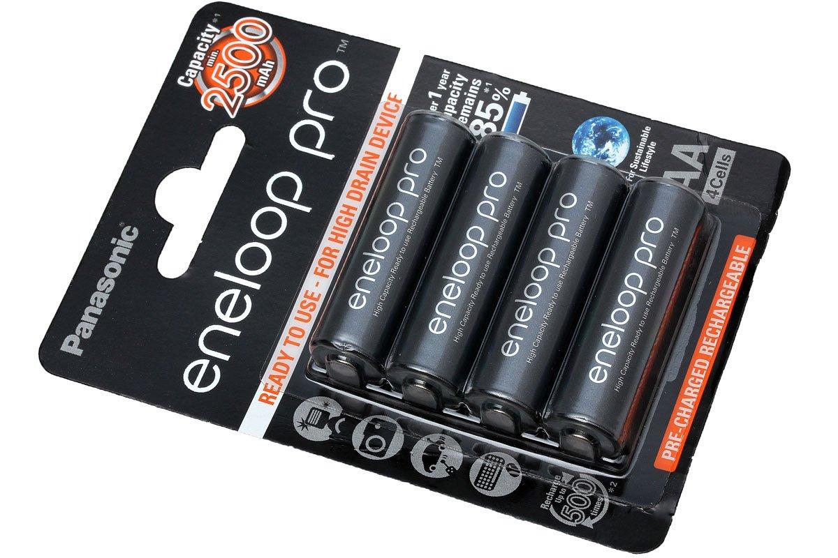 Eneloop PRO Quick Charger - Includes 4x PRO AA Batteries