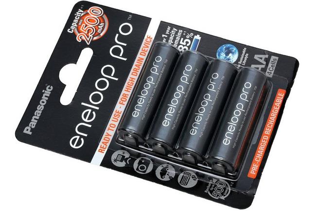 Eneloop Pro Rechargeable AA Ni-MH Batteries With Battery Charger Black New