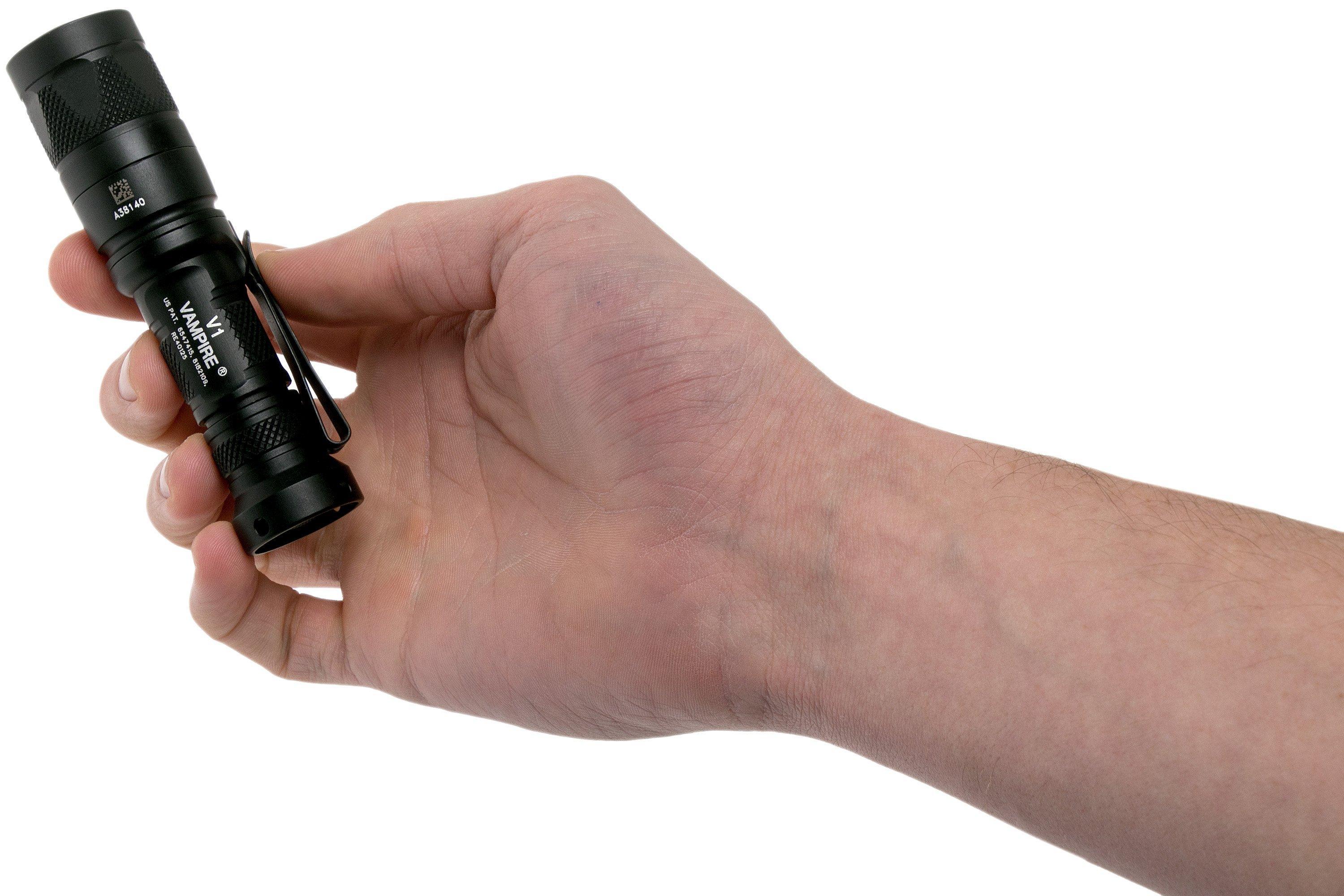 SUREFIRE V1-B-BK ヴァンパイア SUREFIRE シュアファイア V1 Vampire Dual-Output LED White and
