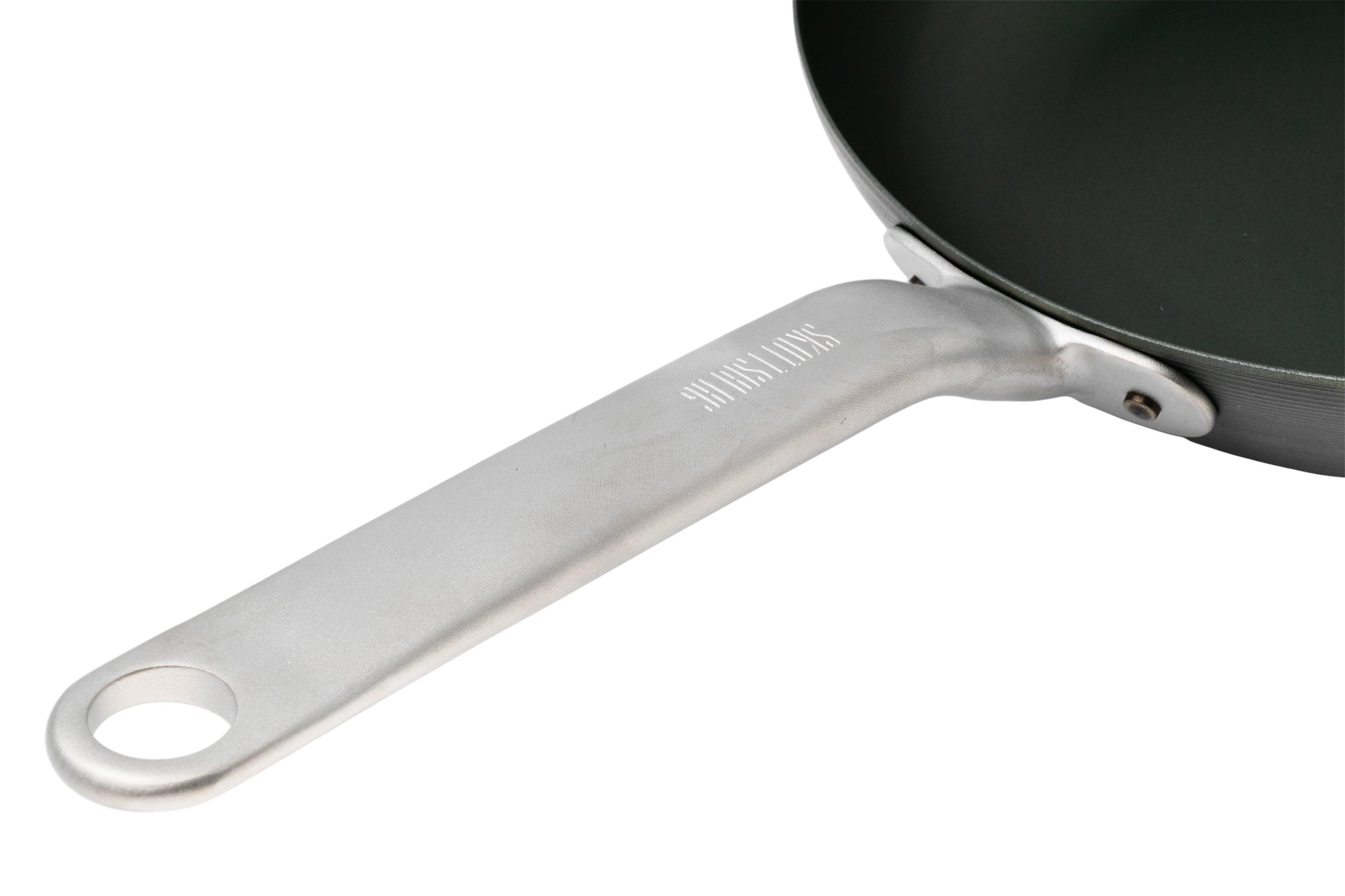 SKOTTSBERG® Poêle wok en fonte précuite, diamètre 34 cm, revêtement antiadhésif naturel, avec bec verseur, poignée et poignée en acier inoxydable brossé avec impression de marque, pour une cuisson