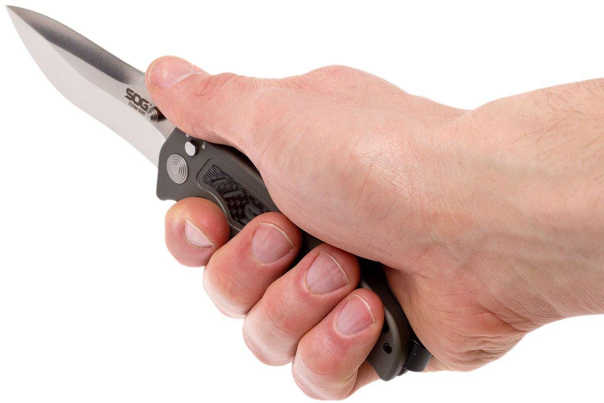 SOG Zoom S30V Carbon Fiber ZM1018BX pocket knife Advantageously