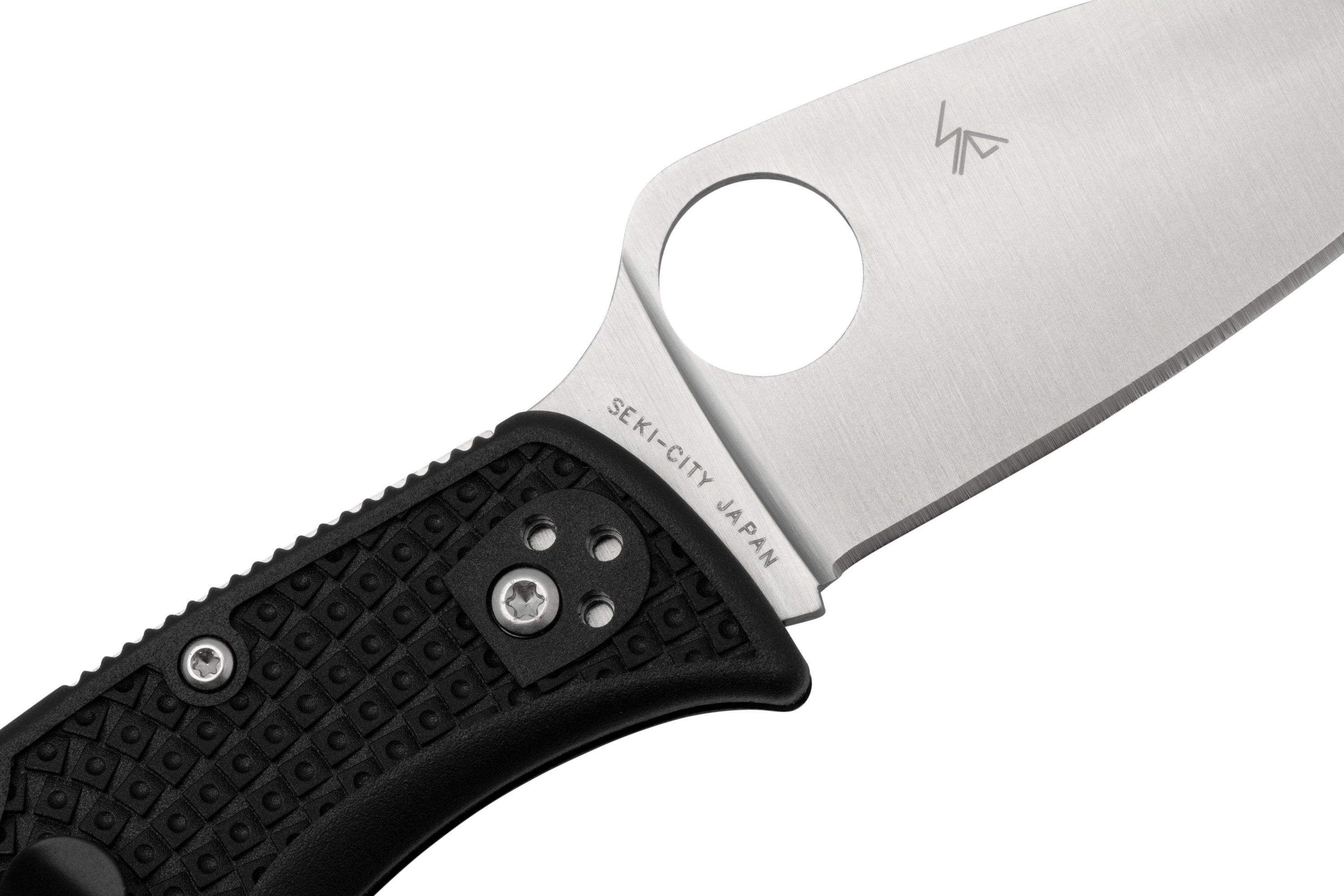 Spyderco LeafJumper Lightweight C262PBK, Satin VG10, Black FRN pocket