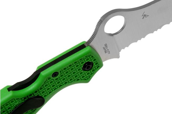 Spyderco Atlantic Salt Green LC200N C89FSGR serrated pocket knife