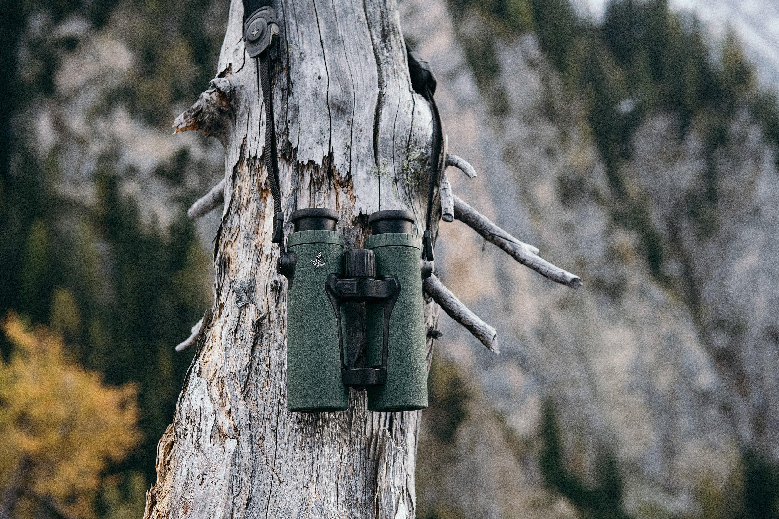 Swarovski EL Range 10x42 TA binoculars with Tracking Asisstant