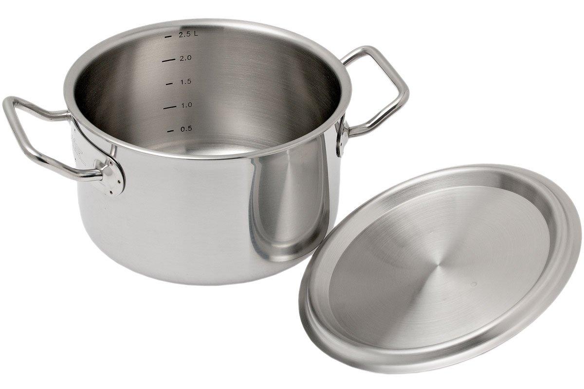 Spring Brigade Premium deep casserole with lid 18 cm, 2,7L Advantageously shopping at