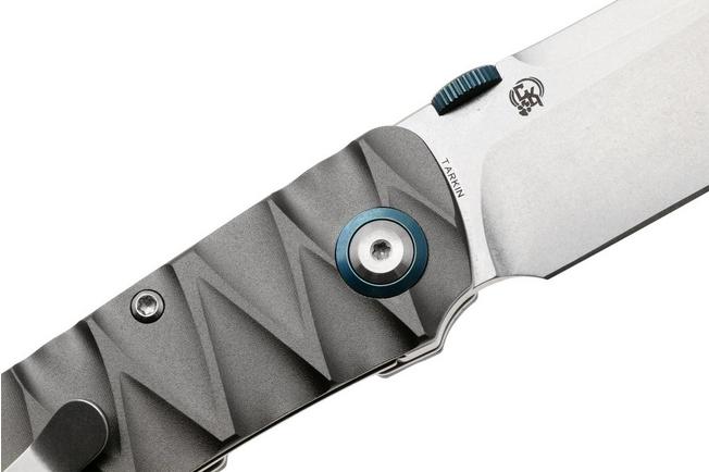 Afbeelding voor Tenable Knives Tarkin B1078A1 Stonewashed Nitro-V, Gray Aluminum, Faceted Wave Texture, zakmes, Matthew Christensen design