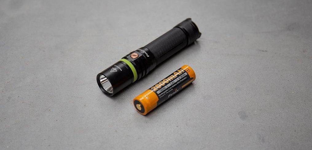 Top 10 best rechargeable flashlights