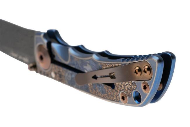 Afbeelding voor Spartan Blades Harsey Folder 3.25 Angel SF10ANGLDM, Chad Nichols Damascus, Blue Titanium zakmes, Bill Harsey design