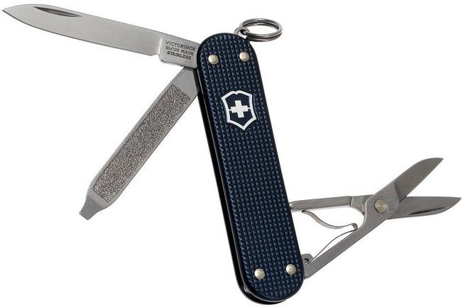 Victorinox Classic Alox Limited Edition 2015 0.6221.L15 Advantageously shopping at Knivesandtools