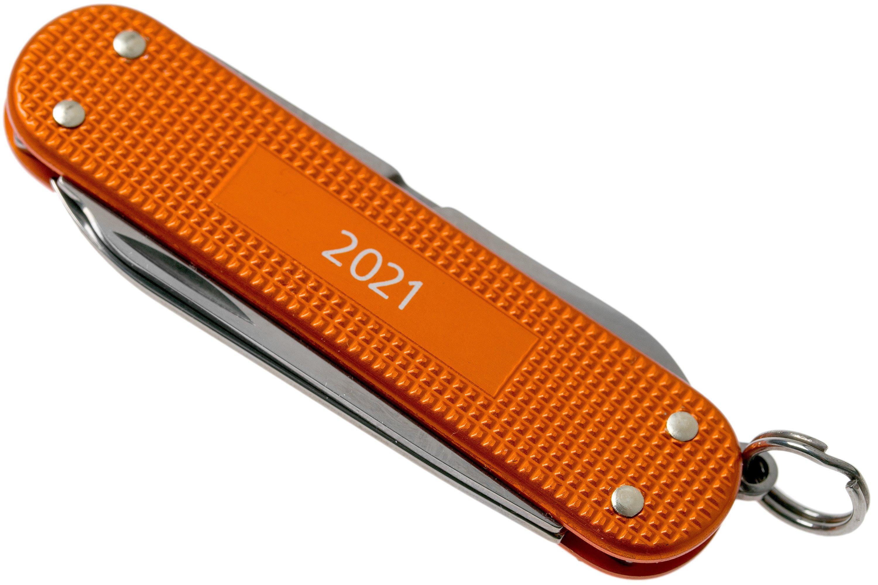 Victorinox Classic Alox Tiger Orange Limited Edition 2021 0.6221.L21 Swiss pocket knife Advantageously shopping at Knivesandtools