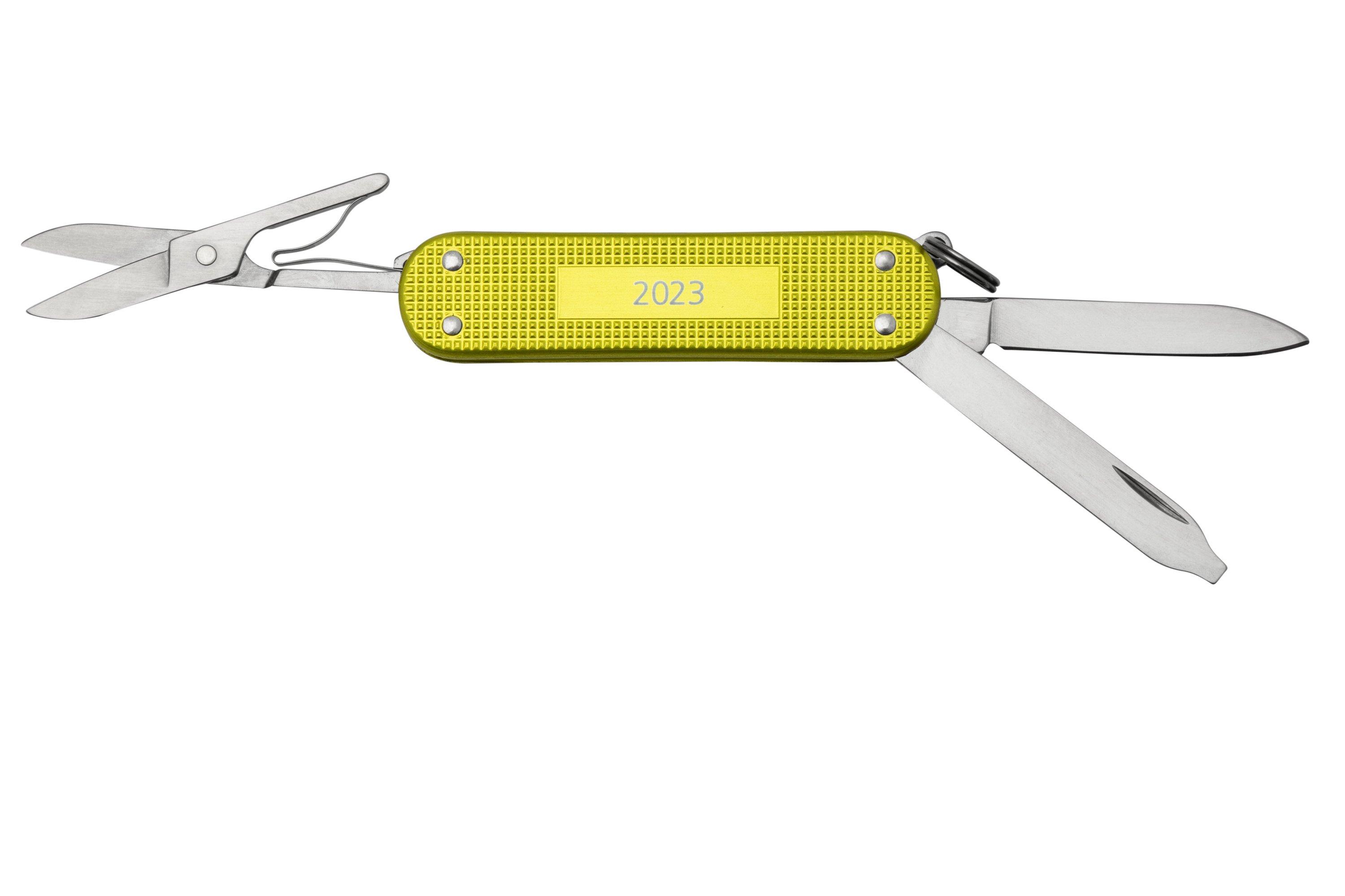 Victorinox CLASSIC SD ALOX 0.6221.L23 Electric Yelow Alox Scales LIMITED  EDITION 2023