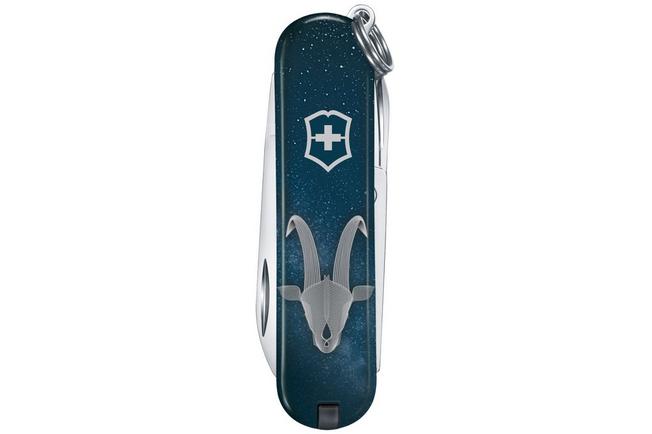 Afbeelding voor Victorinox Classic SD Zodiac Signs 2026, Capricorn 0.6223.2CAP Zwitsers zakmes
