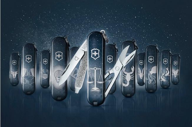 Afbeelding voor Victorinox Classic SD Zodiac Signs 2026, Capricorn 0.6223.2CAP Zwitsers zakmes