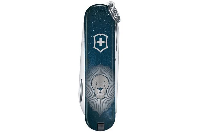 Image pour Victorinox Classic SD Zodiac Signs 2026, Leo 0.6223.2LEO Couteau suisse
