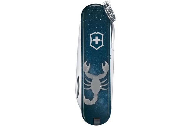 Image pour Victorinox Classic SD Zodiac Signs 2026, Scorpio 0.6223.2SCO Couteau suisse