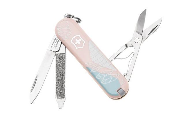 Victorinox Classic SD Paris Style 0.6223.E221 Swiss pocket knife Advantageously shopping at Knivesandtools