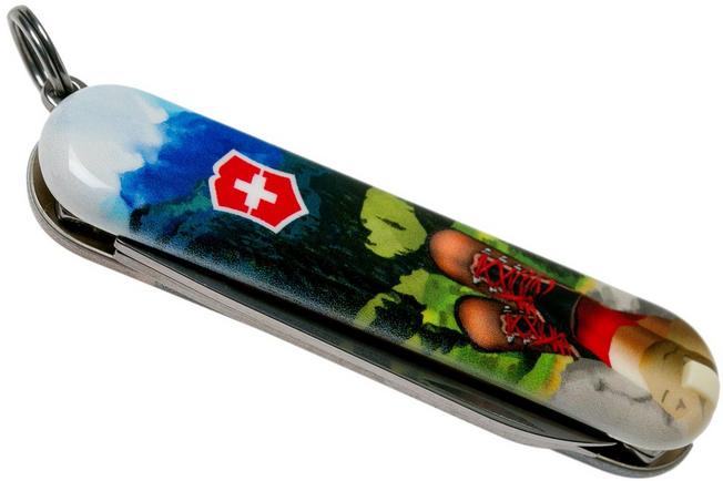 Afbeelding voor Victorinox Classic SD I Love Hiking Limited Edtion 2020 0.6223.L2002 Zwitsers zakmes