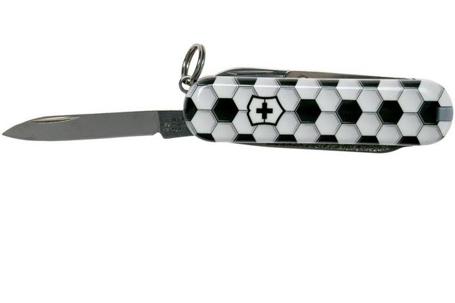 Image pour Victorinox Classic SD World Of Soccer Limited Edtion 2020 0-6223-L2007 couteau suisse