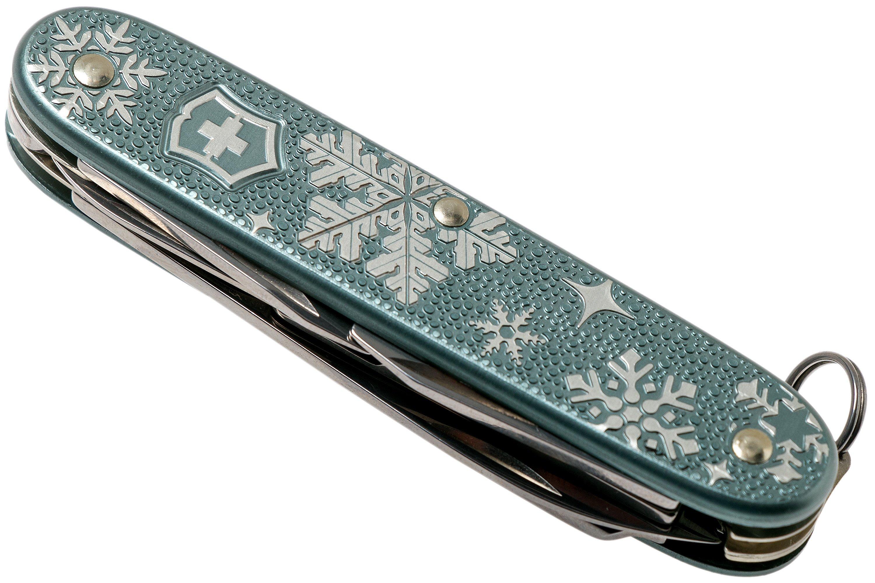 Victorinox pioneer winter discount magic