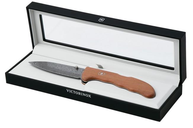 Afbeelding voor Victorinox Evoke 0.9410.J26 Wood, Damasteel Damast, Limited Edition 2026, zakmes