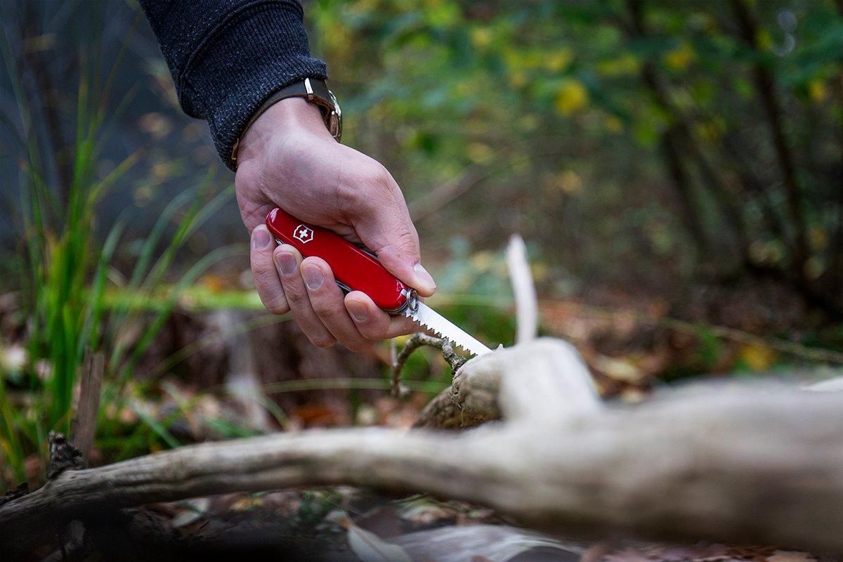 Victorinox Huntsman 1.3713 Red, Swiss Army Knife