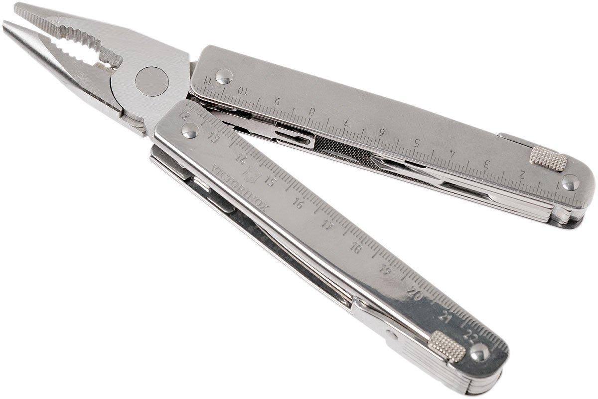 Herramienta Multiusos SwissTool, en un estuche de cuero Victorinox  VI-3.0323.L > Espadas y mas