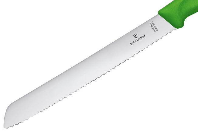 Afbeelding voor Victorinox SwissClassic 6.8636.21L4B Green, broodmes, 21 cm, groen