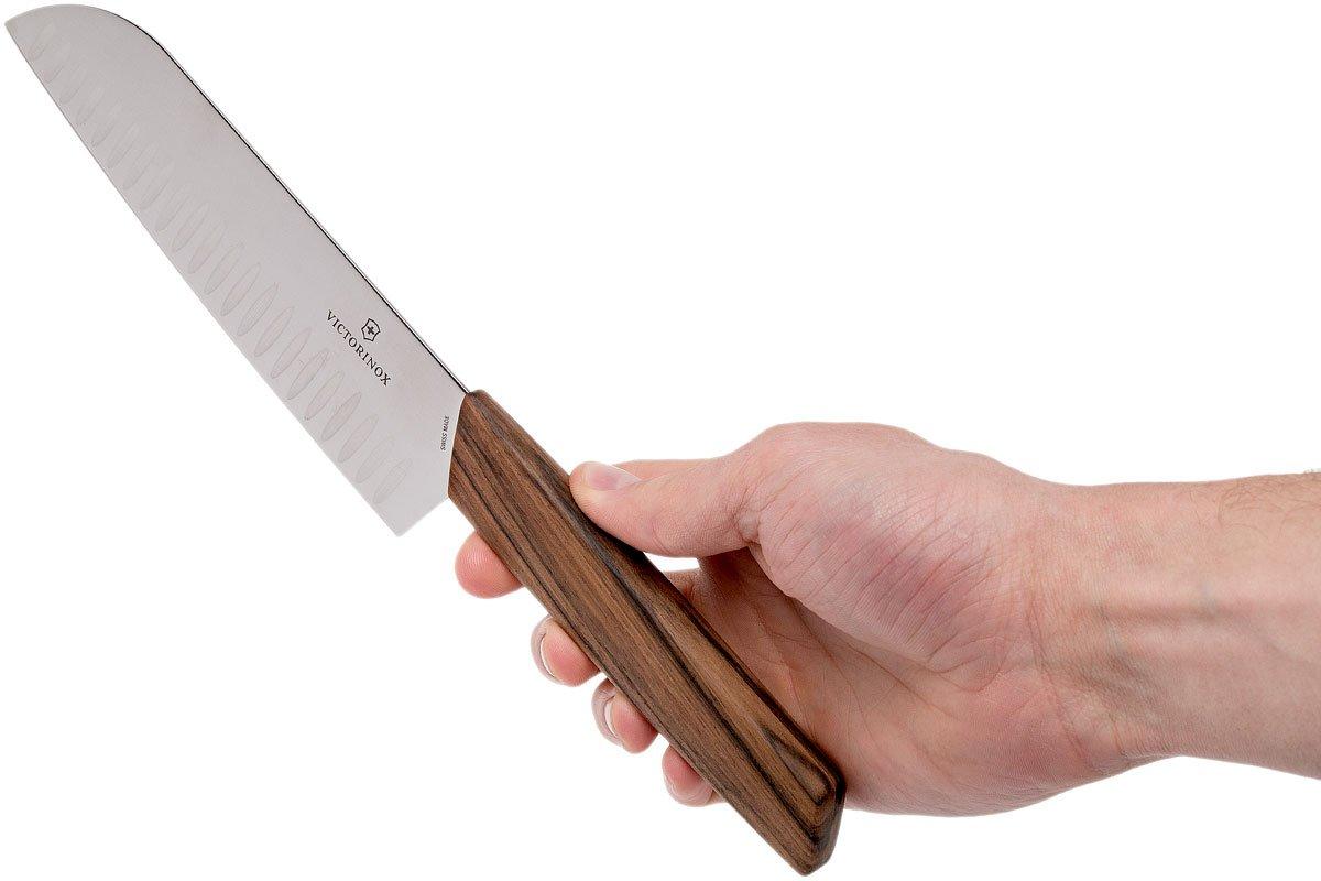 Cuchillo Victorinox Santoku Para Chef De Madera Hoja 17 Cm