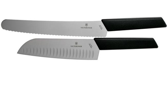 Set di coltelli comprendente : Un coltello svizzero,…