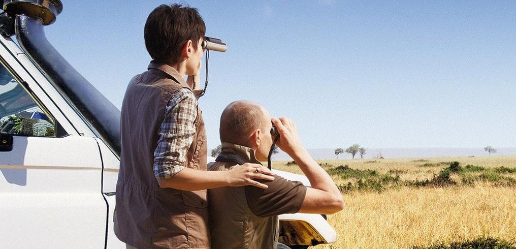 What are good safari binoculars?