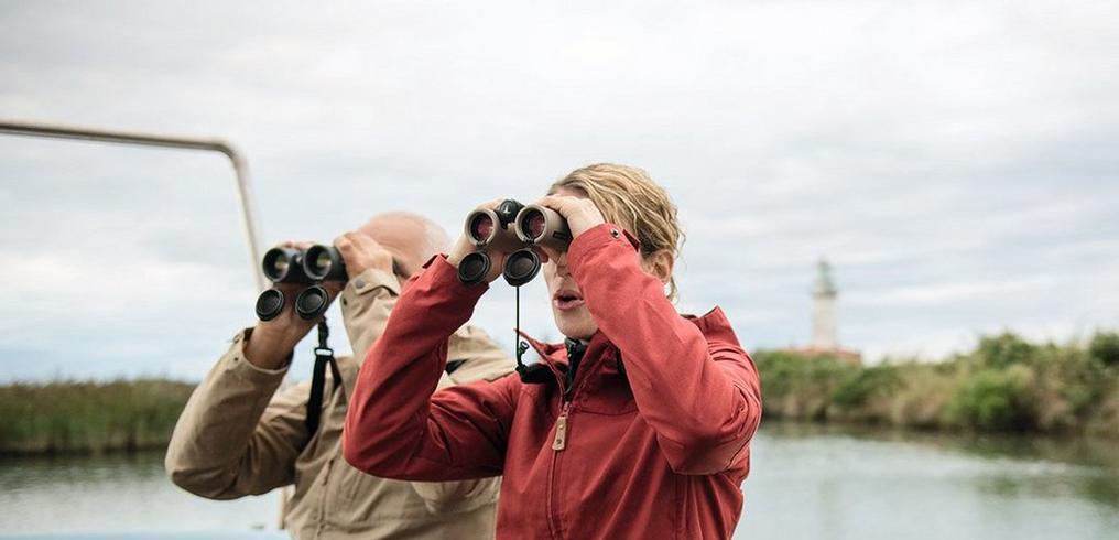 What are good marine binoculars?