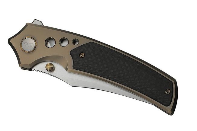 Obraz dla Nóż składany WE Knife Skynix WE24087-3, Hand Rubbed Satin Böhler M390, Champagne Titanium, Twill Carbon Fiber Inlay