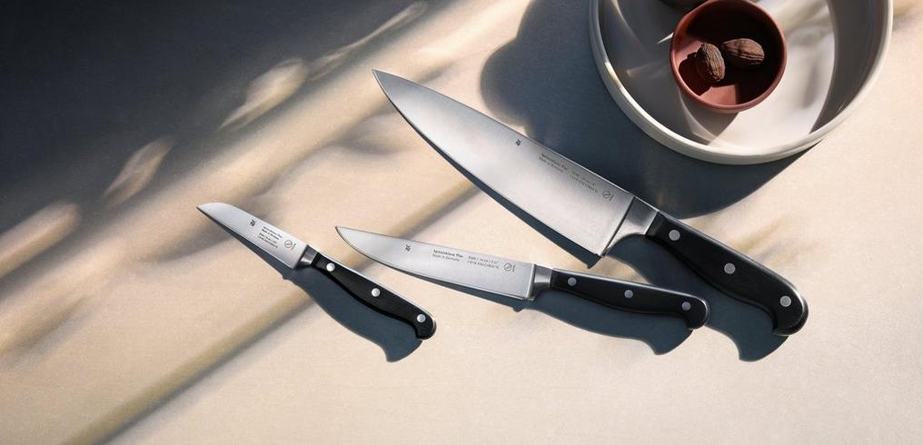 WMF Spitzenklasse Plus kitchen knives