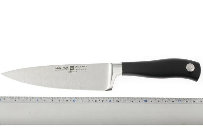 Kitchen knife 16 cm / 6 inch, wavy edge