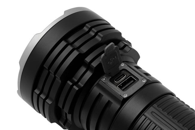 Afbeelding voor Fenix LR40R V2.0 led-zaklamp, 15000 lumen met Fenix E18R V2.0 EDC-zaklamp