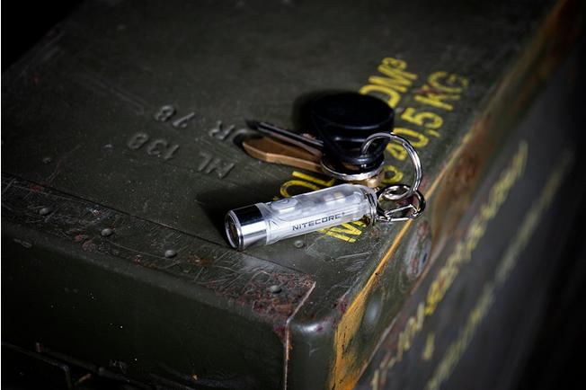 Bild für Nitecore EDC37 mit Nitecore Tiki und Holster