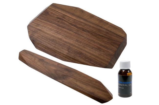 Afbeelding voor Noyer snijplank en messenmagneet 40 cm walnoot, met Eden minerale olie