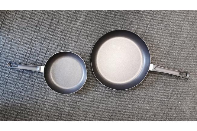 Immagine per SCANPAN Classic 10202800, set di due padelle, 20 e 28 cm