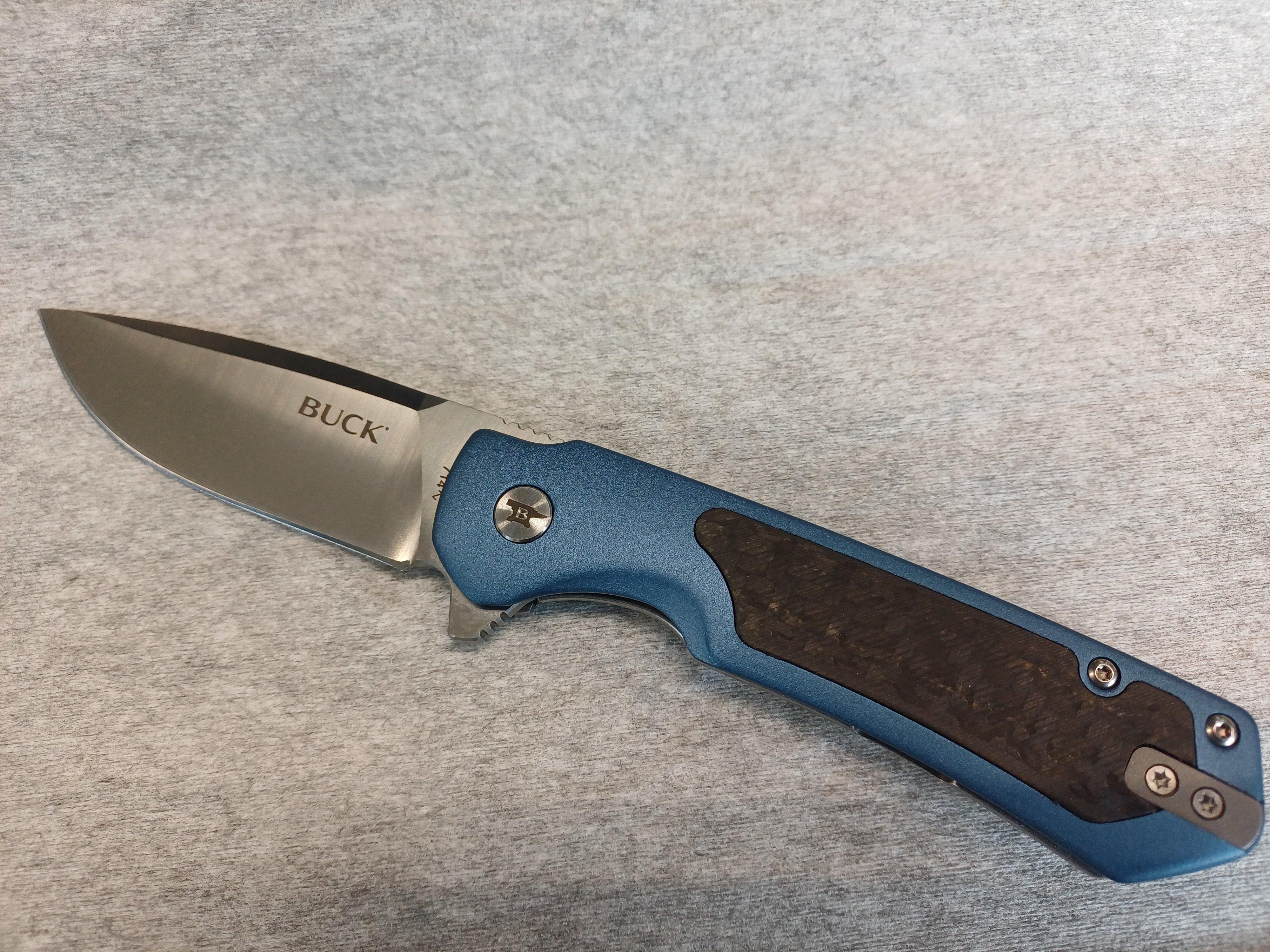 Buck Stinger 0714BLS Satin D2, Blue Aluminium Carbon Inlay, pocket ...