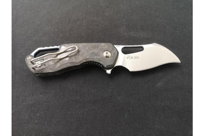 Afbeelding voor MKM Isonzo FX03M-1CM Hawkbill Marble Carbon Fiber zakmes, Jesper Voxnaes design